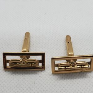 Vintage Hickock USA Gold Colored Cuff Links